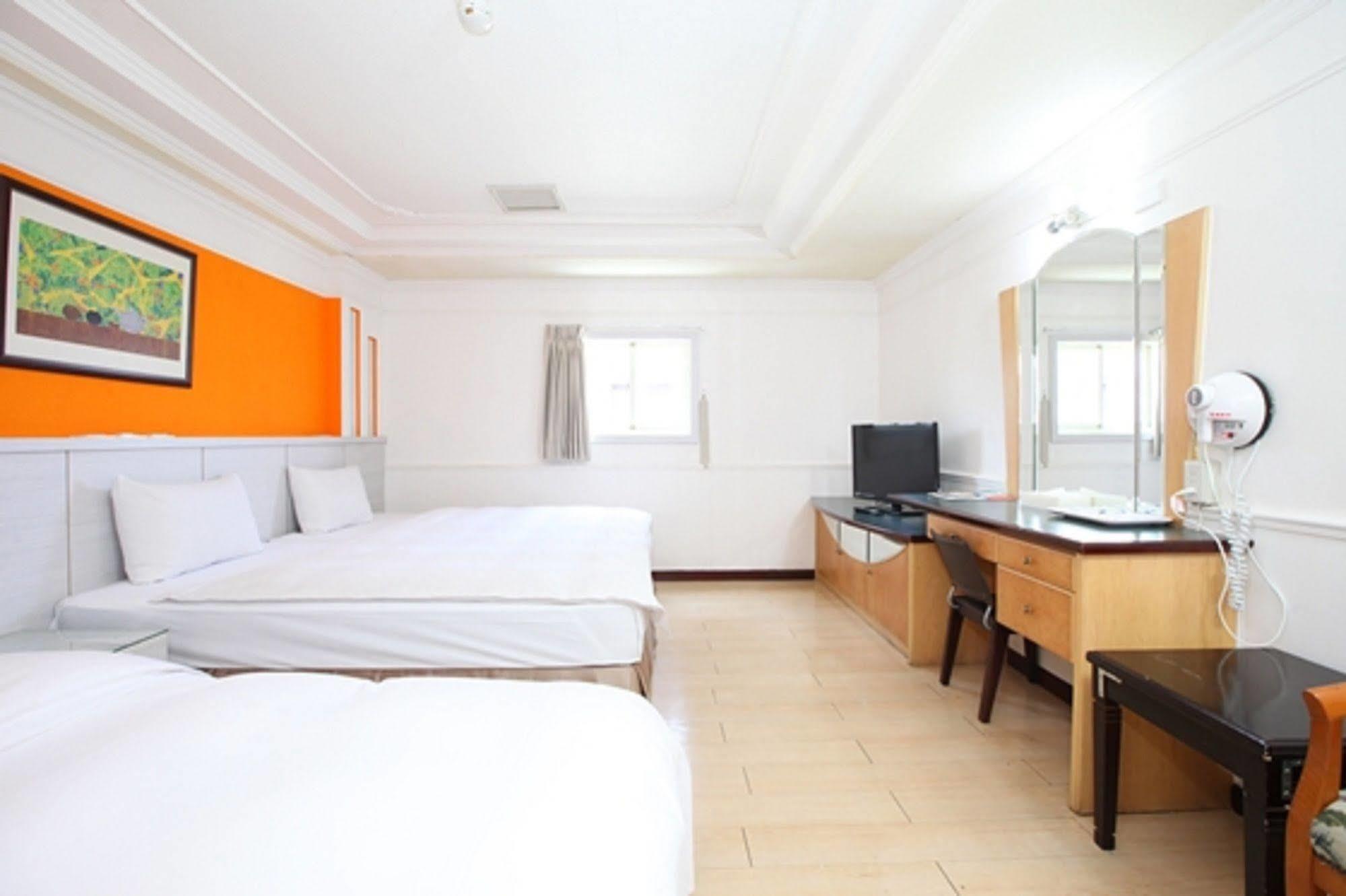 享平方文旅 Hotel Douliu Buitenkant foto